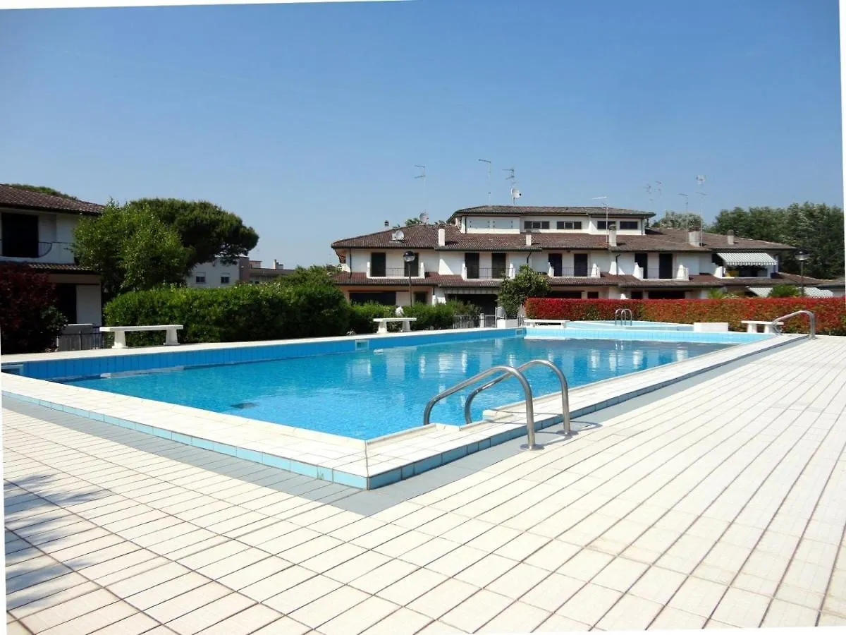 Holiday Home Porto Santa Margherita 40177